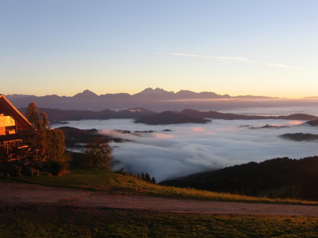 Gostisce In Penzion Stari Vrh Poljane nad Škofjo Loko Buitenkant foto