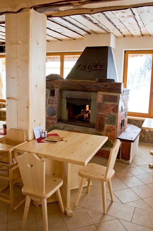Gostisce In Penzion Stari Vrh Poljane nad Škofjo Loko Buitenkant foto